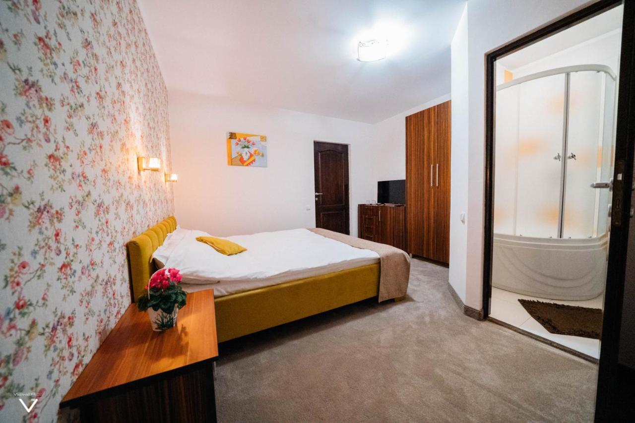 Casa Carmen Hotel Dorna Arini Eksteriør billede