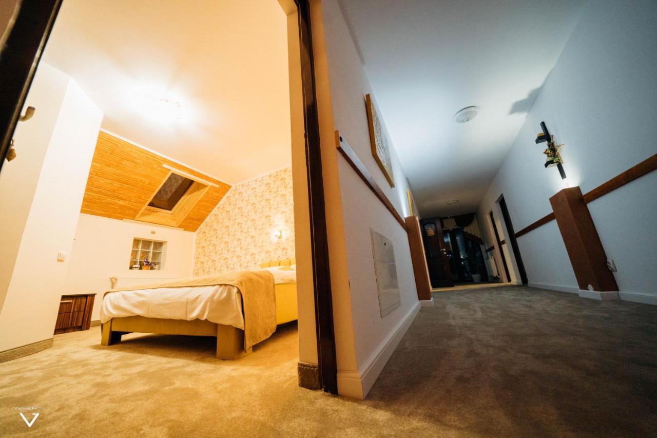 Casa Carmen Hotel Dorna Arini Eksteriør billede