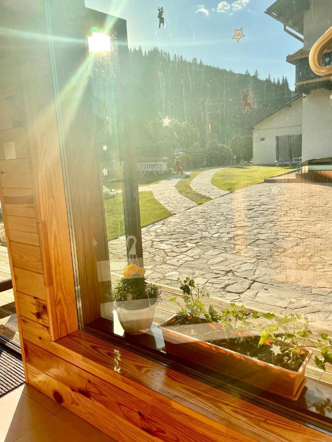 Casa Carmen Hotel Dorna Arini Eksteriør billede
