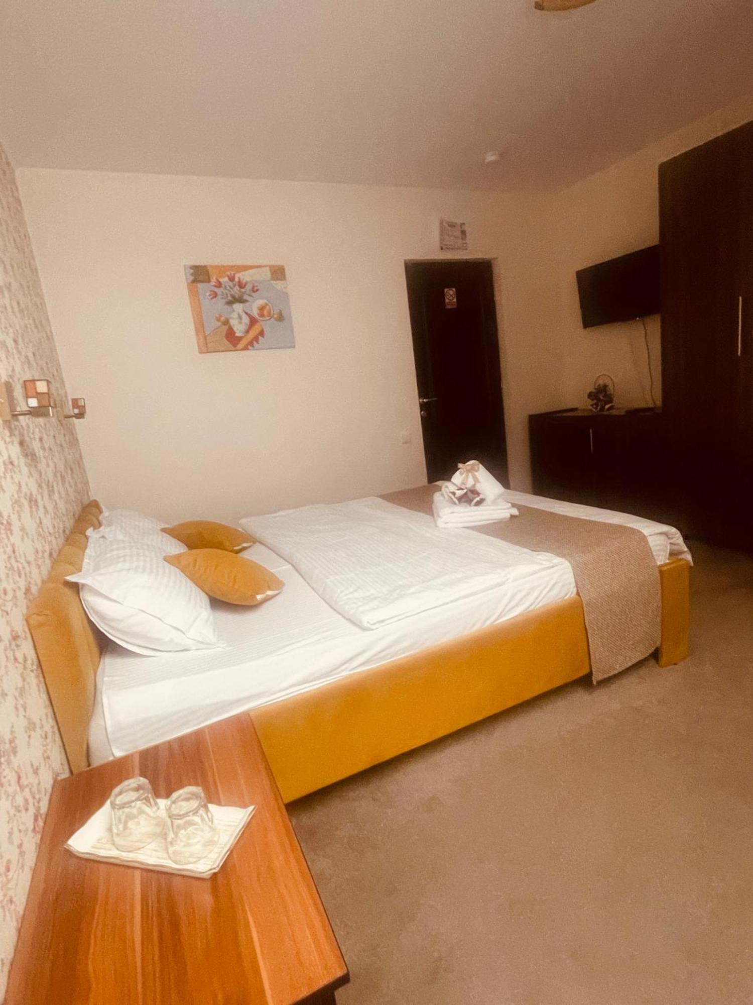 Casa Carmen Hotel Dorna Arini Eksteriør billede